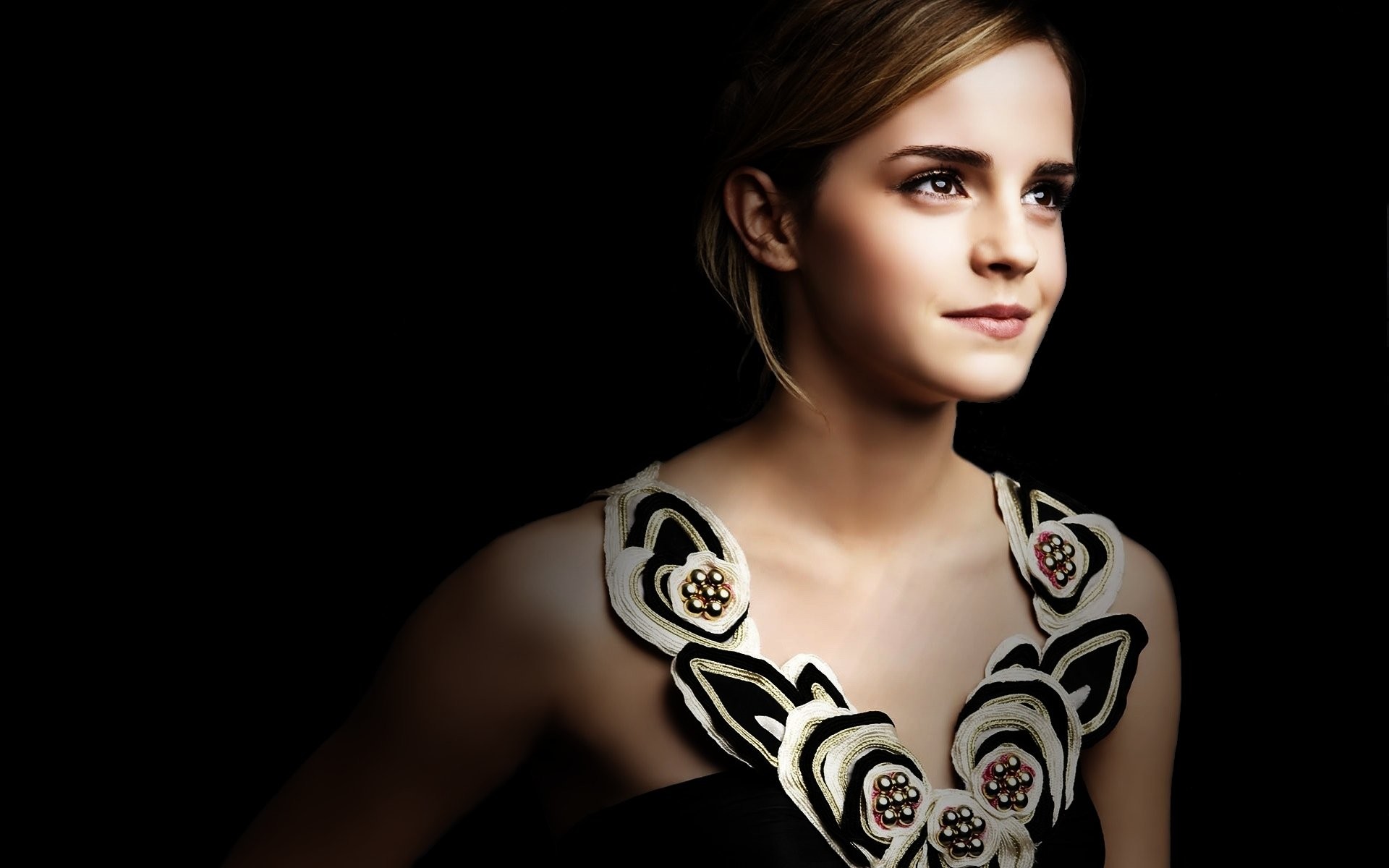 Emma Watson Hd Wallpapers Photos Images For Laptop Mygodimages Sexiz Pix