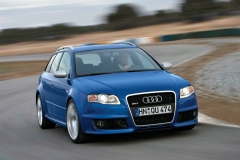 Audi-RS4-4