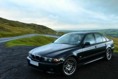 BMW-E39-M5-22