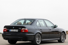 BMW-E39-M5-25