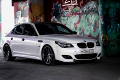 BMW-E60-M5-32