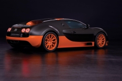 Bugatti-Veyron-4