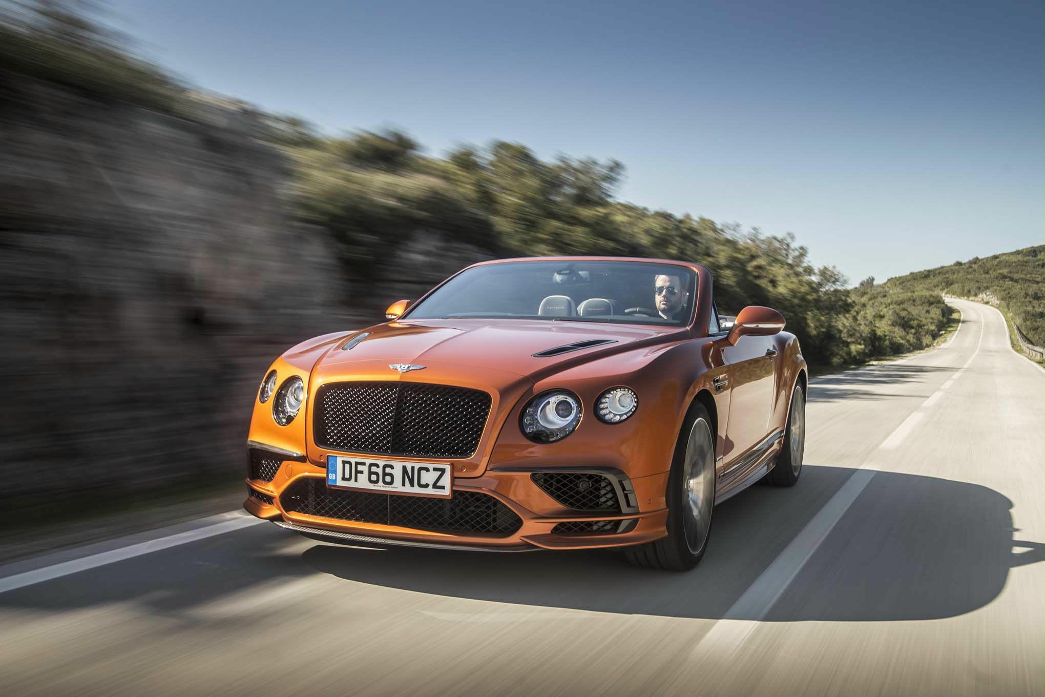 Bentley Continental Supersports Hd Wallpapers Background Images Photos Pictures Yl Computing