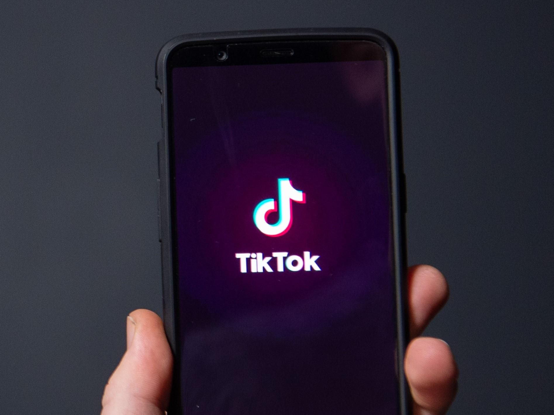 TikTok Wallpapers | HD Background Images | Photos | Pictures – YL Computing