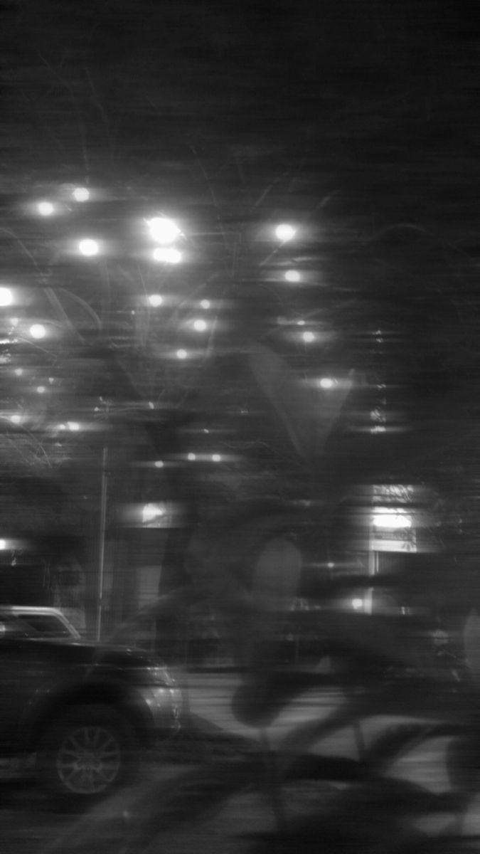 Black And White Blur Background Images and Wallpapers – YL Computing
